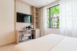 Hotel Ciencias Select