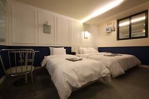 Hotel Kkulbam Stay