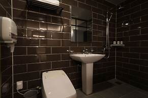 Hotel Kkulbam Stay