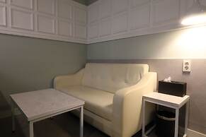 Hotel Kkulbam Stay