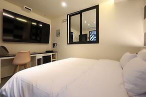 Hotel Kkulbam Stay