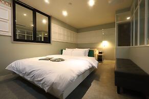 Hotel Kkulbam Stay