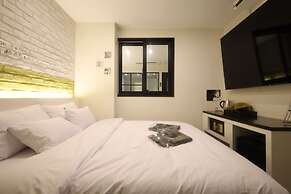 Hotel Kkulbam Stay