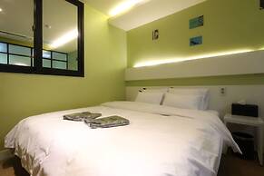 Hotel Kkulbam Stay