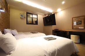 Hotel Kkulbam Stay