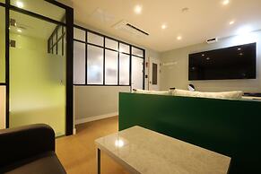 Hotel Kkulbam Stay