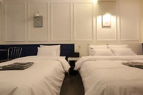 Hotel Kkulbam Stay