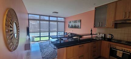Modern Sleeps 2 Apartment Waterfall Views