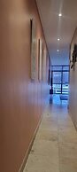 Modern Sleeps 2 Apartment Waterfall Views