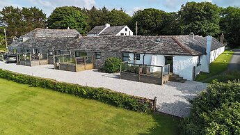 Courtyard Farm Cottages