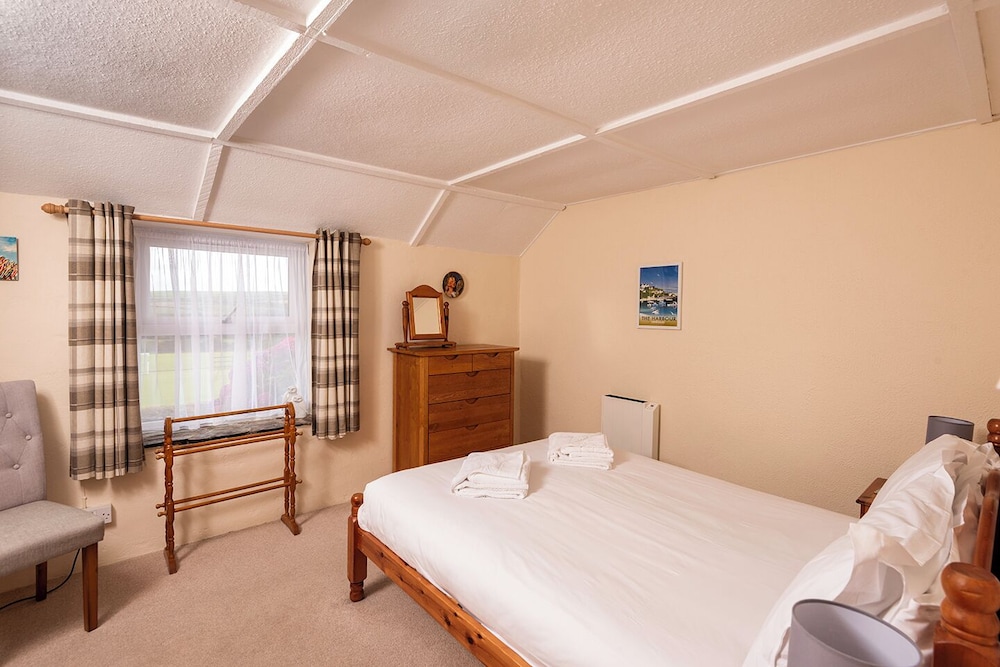 Courtyard Farm Cottages