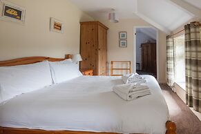 Courtyard Farm Cottages