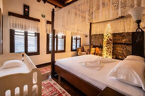 Guva Stone House Mangalem