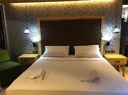 The Sun Coast Beach Resort - Mirissa