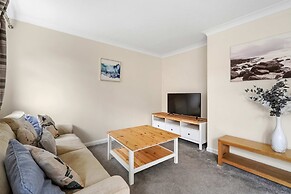 Cosy 3 bed House in Aylesbury