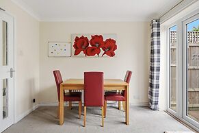 Cosy 3 bed House in Aylesbury
