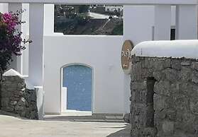Mina Cozy Studios