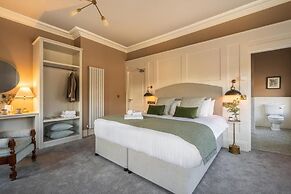 Creighton Hotel