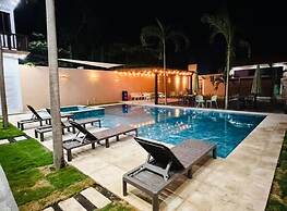 Diamond Beach El Paredon
