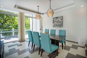 Premier Village Beach Villas
