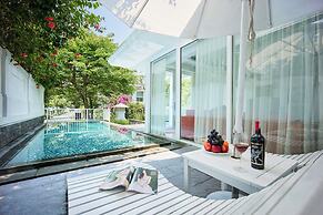 Premier Village Beach Villas