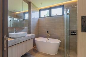 3BR Retreat in Quiet Luxury Area V307