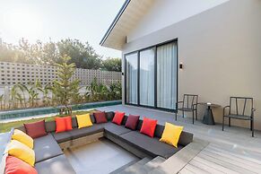3BR Retreat in Quiet Luxury Area V307