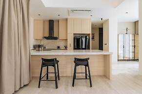 3BR Retreat in Quiet Luxury Area V307