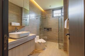 3BR Retreat in Quiet Luxury Area V307
