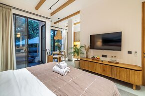 Cascade Apartments