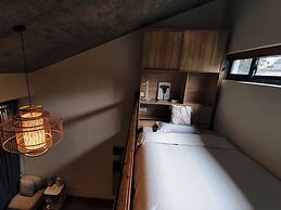 Wild Gaze Ancient Tea Sanctuary