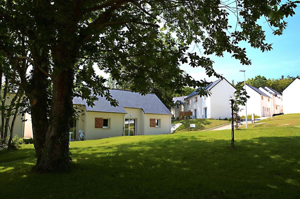 Audierne Duplex Cottage for 6