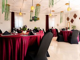 La Planete Hotel