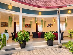 La Planete Hotel