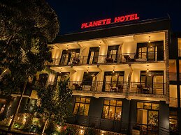La Planete Hotel
