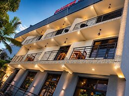 La Planete Hotel