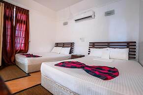 Paradise Bay Resort - Arugambay