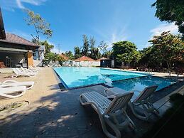 Paradise Bay Resort - Arugambay