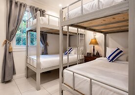 PALMELIA BEACH RESORT