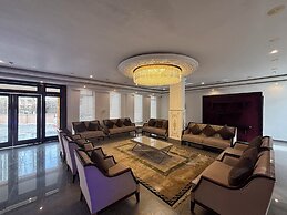 Hotel Dekiling by Eastlynn Collections