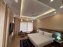 Hotel Dekiling by Eastlynn Collections