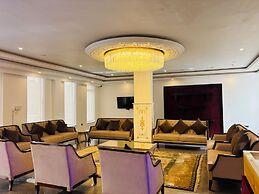 Hotel Dekiling by Eastlynn Collections