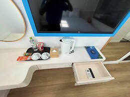 Hub Multi 3 Hotel