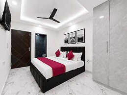 Mauryan Signature Hotel NHPC Metro