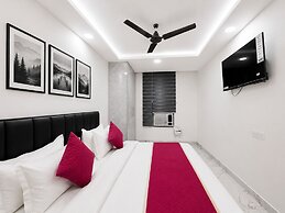 Mauryan Signature Hotel NHPC Metro