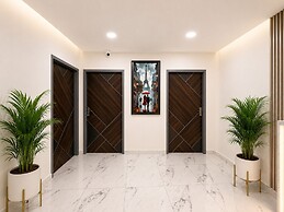 Mauryan Signature Hotel NHPC Metro