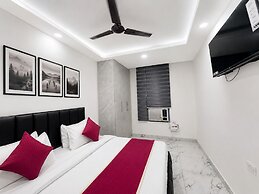 Mauryan Signature Hotel NHPC Metro