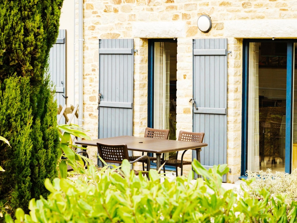 Charming Breton Duplex Cottage