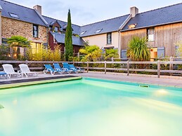 Breton Duplex Cottage Retreat