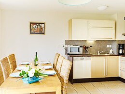 Breton Duplex Cottage Retreat